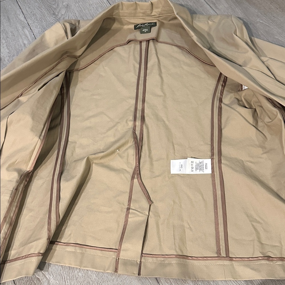 Eddie Bauer women’s Beige Jacket size large - Picture 4 of 11